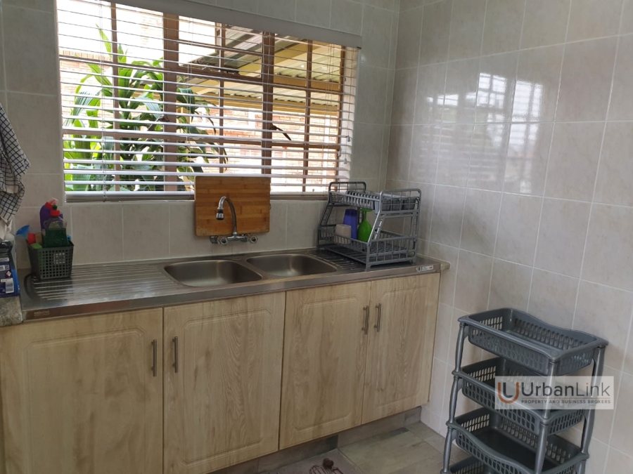 3 Bedroom Property for Sale in Safari Gardens North West